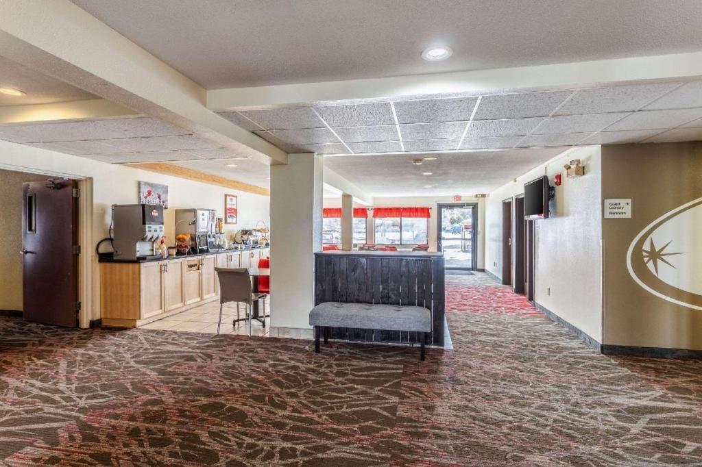 Econo Lodge Ithaca Exteriér fotografie