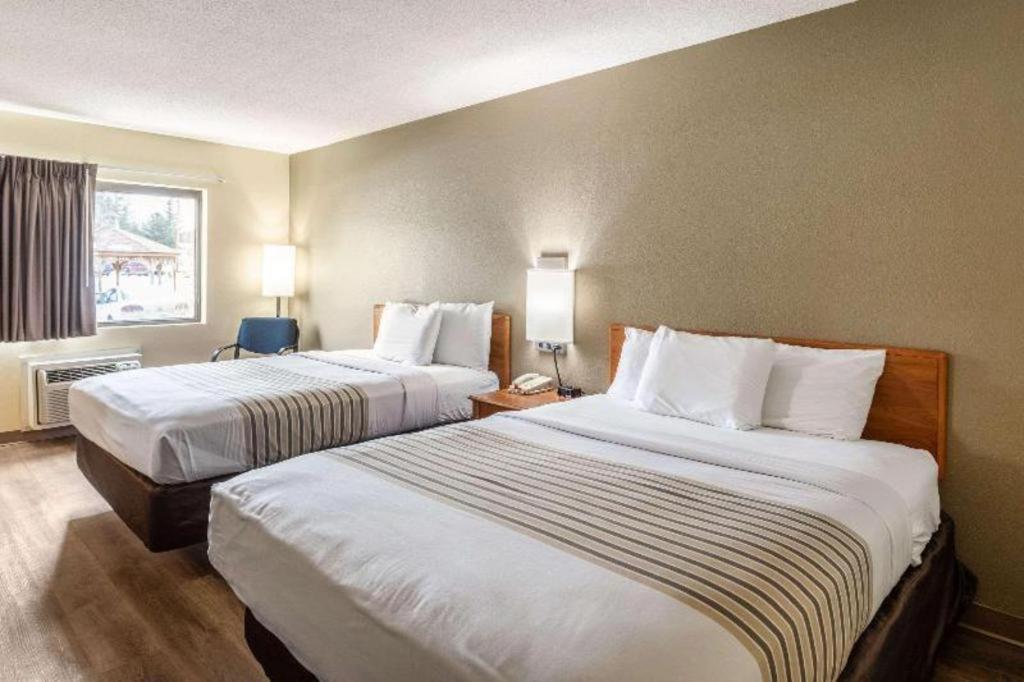 Econo Lodge Ithaca Exteriér fotografie