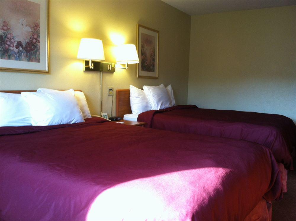 Econo Lodge Ithaca Exteriér fotografie